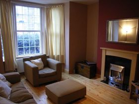 2 bedroom Property t...